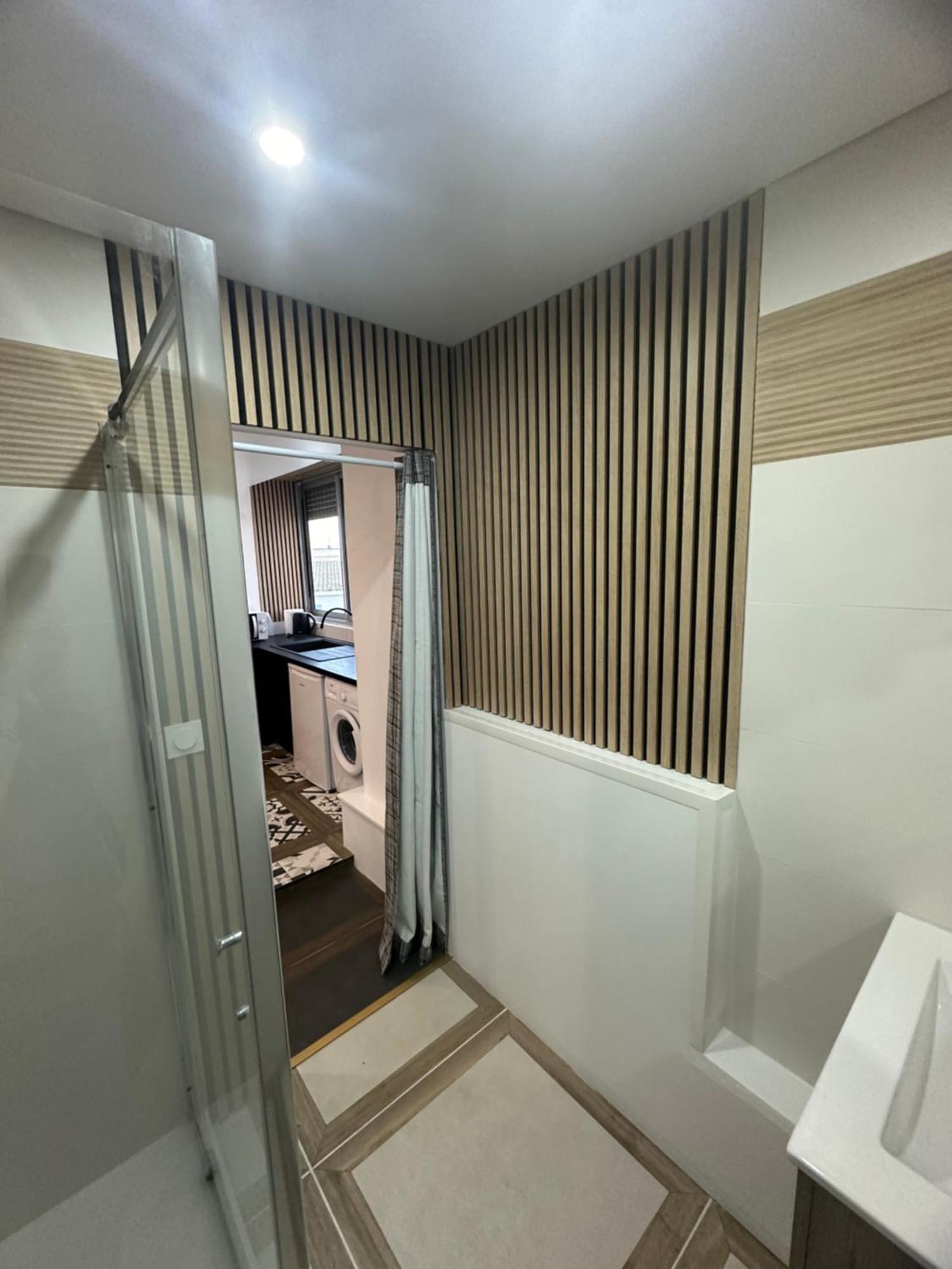 Maison Du Bonheur Apartment Narbonne Bagian luar foto